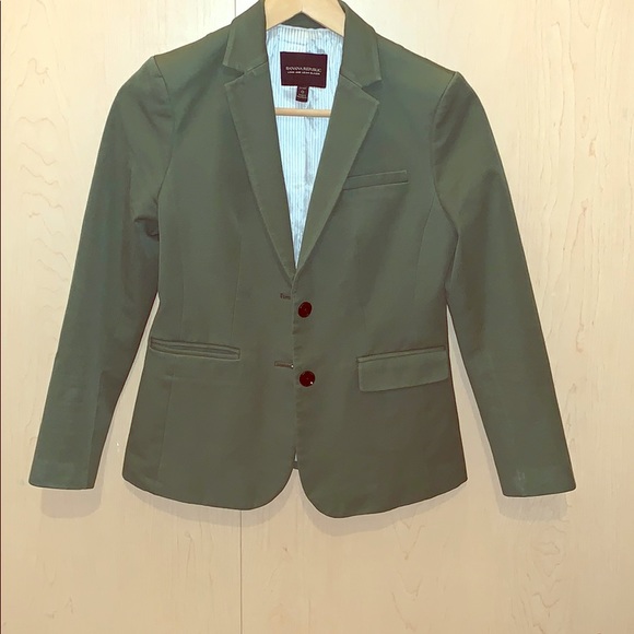 Banana Republic Jackets & Blazers - BR Olive Green Blazer